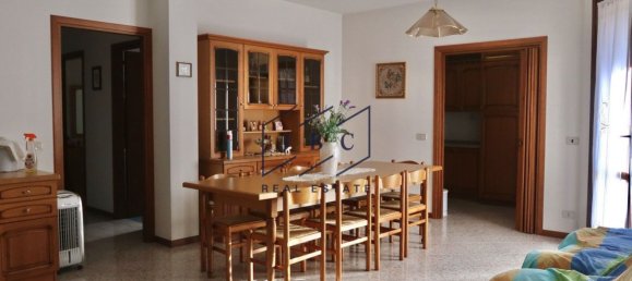 4-salle Appartement à Jesolo, Italy No. 53832 13