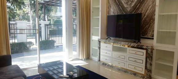 4 Schlafzimmer Haus in Nonthaburi, Thailand, Nr. 68220 3