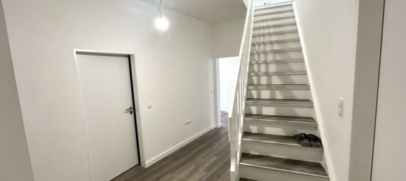 Adosado de 6 dormitorios en Leer, Germany No. 228815 8