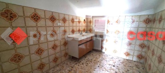 4 rooms Apartment in Aquino, Italy No. 35118 27