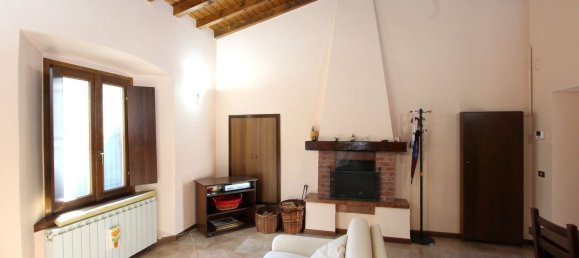 Дом с 3 комнатами в Клузоне, Италия № 287629 4