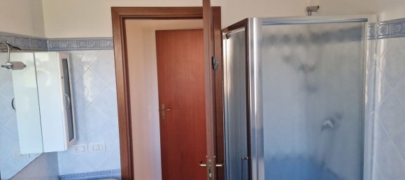 3 rooms Apartment in Perugia, Italy No. 296645 15