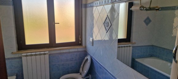 3 rooms Apartment in Perugia, Italy No. 296645 8