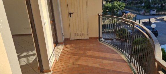 3 rooms Apartment in Perugia, Italy No. 296645 19