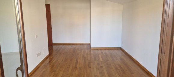 3 rooms Apartment in Perugia, Italy No. 296645 6
