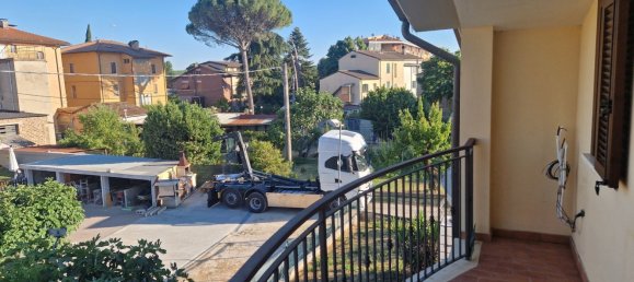 3 rooms Apartment in Perugia, Italy No. 296645 13