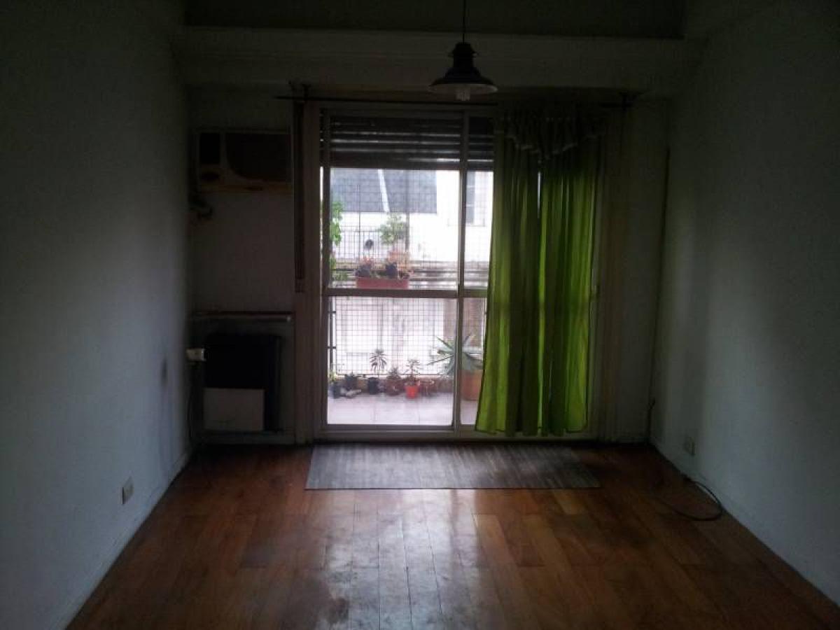 Studio in Buenos Aires, Argentina No. 98044