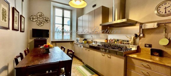 9 rooms Apartment in Bergamo, Italy No. 119461 8