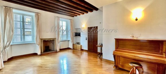 9 rooms Apartment in Bergamo, Italy No. 119461 3