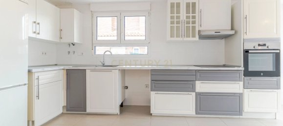 Casa de 4 dormitorios en La Zubia, Spain No. 151084 51