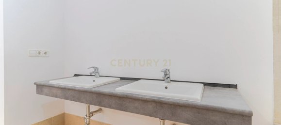 Casa de 4 dormitorios en La Zubia, Spain No. 151084 99