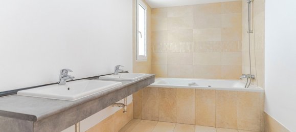 Casa de 4 dormitorios en La Zubia, Spain No. 151084 98