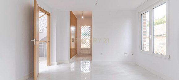 Casa de 4 dormitorios en La Zubia, Spain No. 151084 58