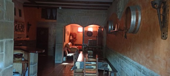 Imóvel comercial em Chartered Community of Navarre, Spain 70 m² N.º 190674 2