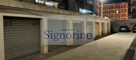 مرآب في Syracuse, Italy 12متر مربع رقم 247116 3