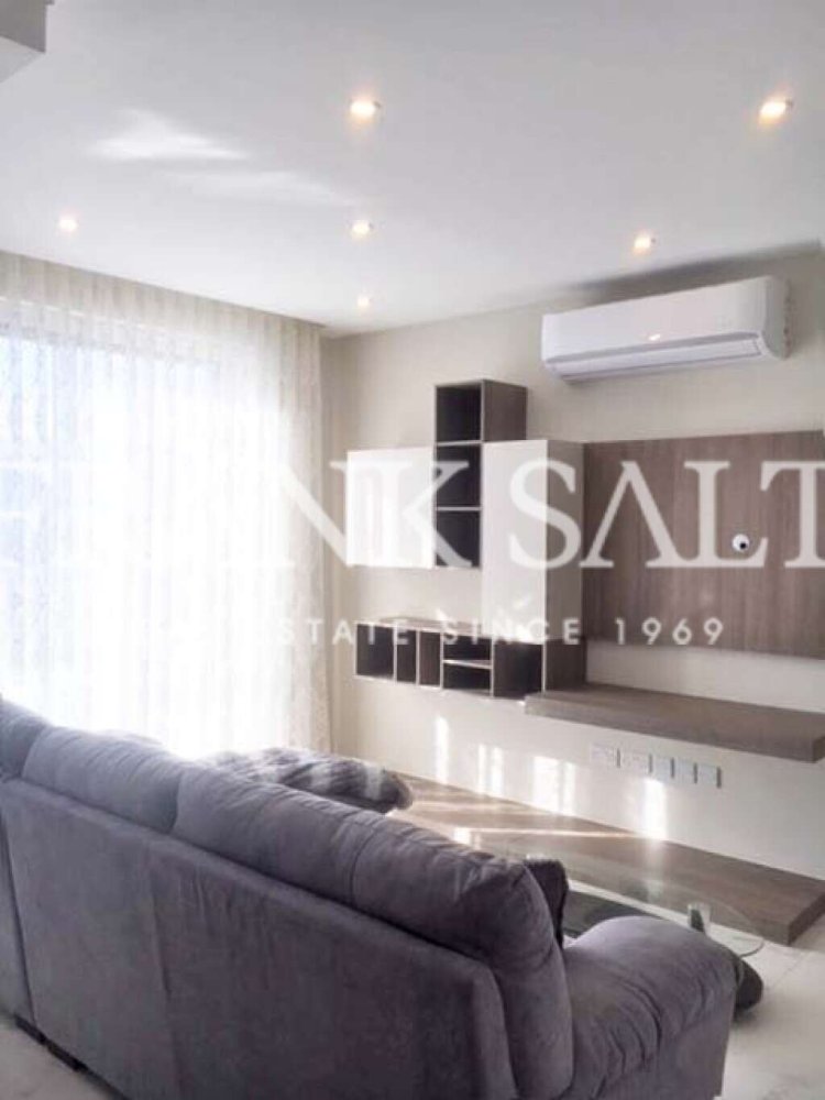 3 bedrooms Apartment in Victoria, Malta No. 5608