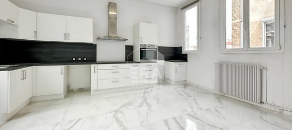 3 chambres Appartement à Reims, France No. 265263 5