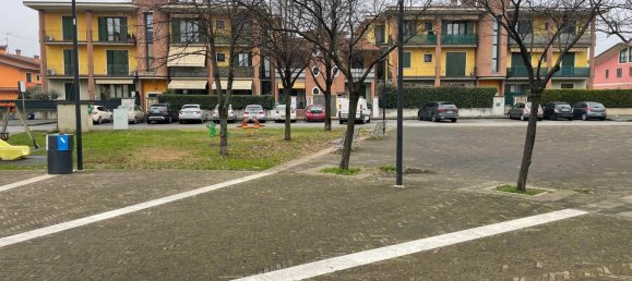 6 rooms Apartment in Travagliato, Italy No. 4388 6