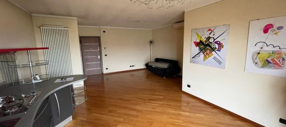 6 rooms Apartment in Travagliato, Italy No. 4388 9