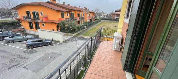 6 rooms Apartment in Travagliato, Italy No. 4388 18