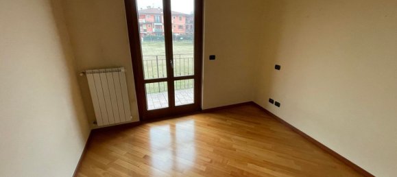 6 rooms Apartment in Travagliato, Italy No. 4388 13