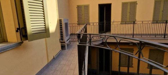 Квартира с 3 спальнями в Тревильо, Италия № 143591 19