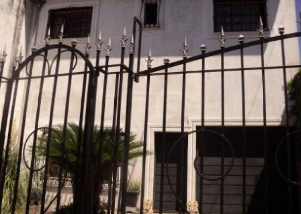 Casa T3 em Tres de Febrero, Argentina N.º 1120