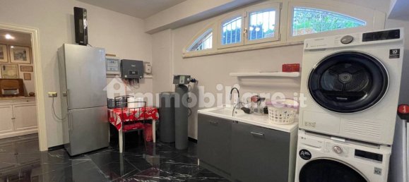 3 bedrooms House in Rome, Italy No. 312905 13