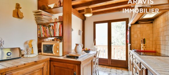 5 bedrooms House in Serraval, France No. 272997 6