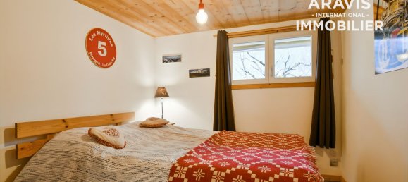 5 bedrooms House in Serraval, France No. 272997 16