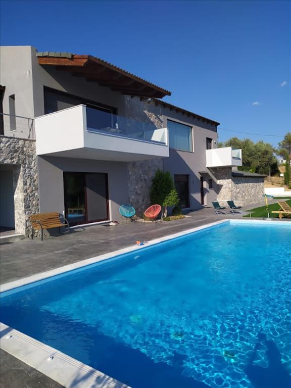 3 bedrooms Villa in Megara, Greece No. 4600