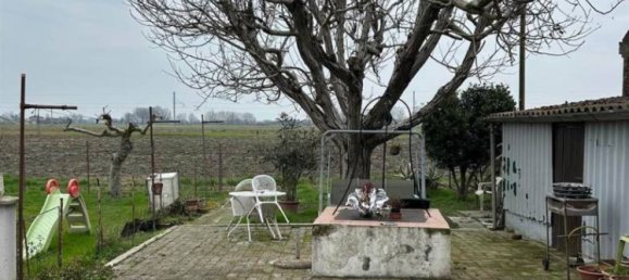 5 rooms House in Luzzara, Italy No. 157669 25