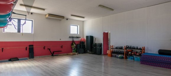 350m² Warehouse in Legnaro, Italy No. 293276 12