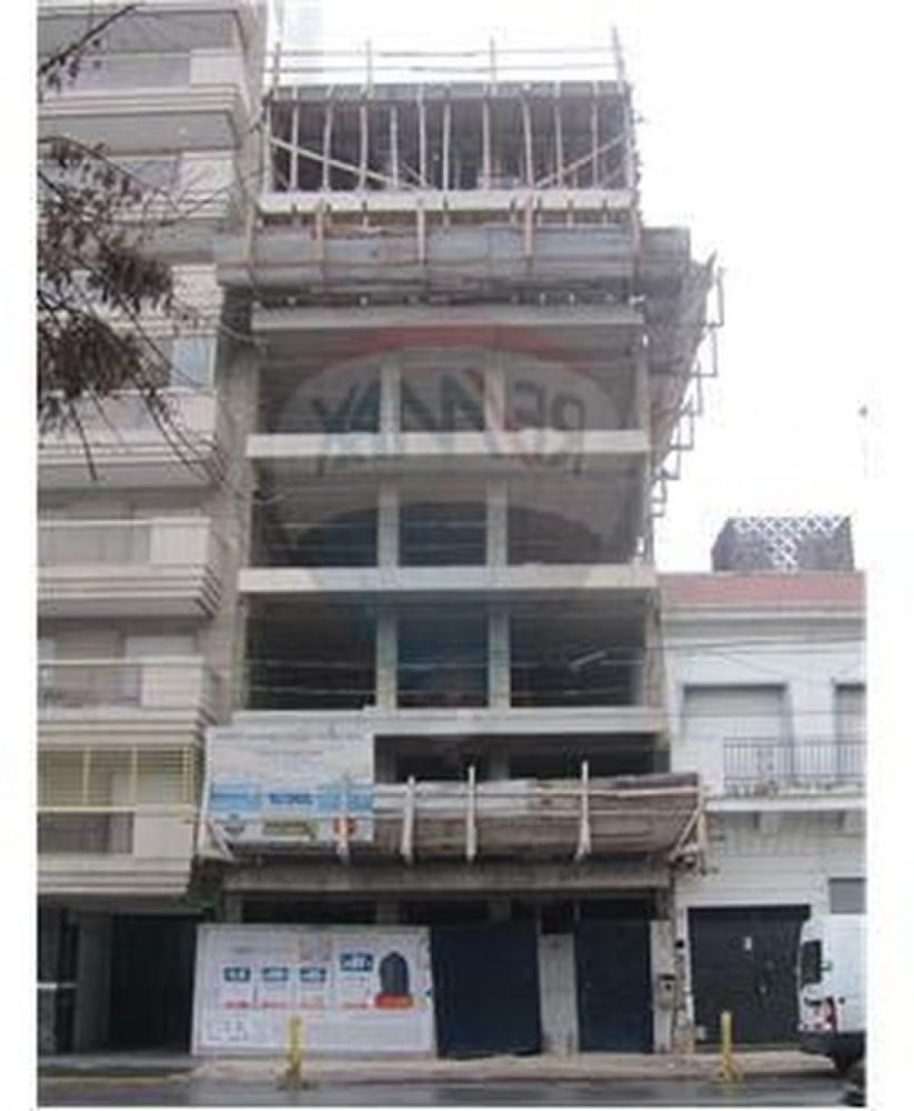 Apartamento de 2 dormitorios en Buenos Aires, Argentina No. 75441