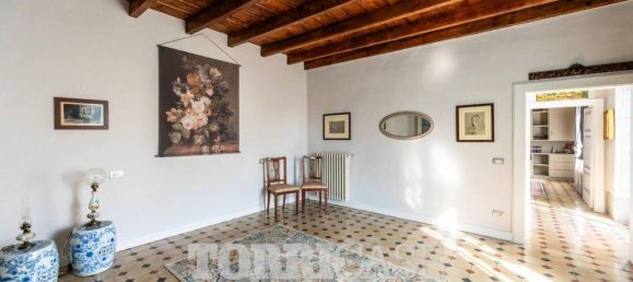 4غرفة فيلا في Albino, Italy رقم 41300 23