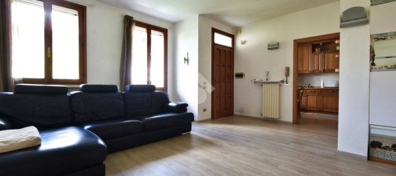 3 bedrooms Apartment in Forlì, Italy No. 319149 3