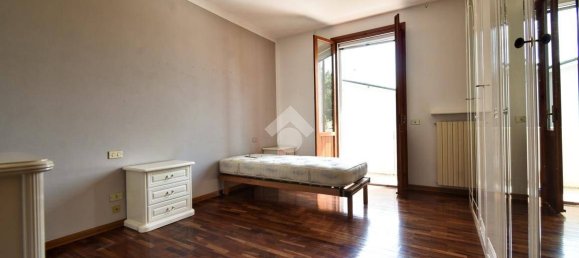 3 bedrooms Apartment in Forlì, Italy No. 319149 8