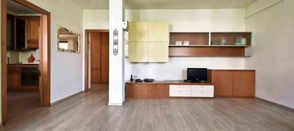 3 bedrooms Apartment in Forlì, Italy No. 319149 5