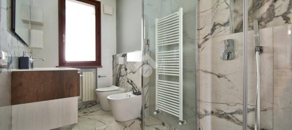 3 bedrooms Apartment in Forlì, Italy No. 319149 6