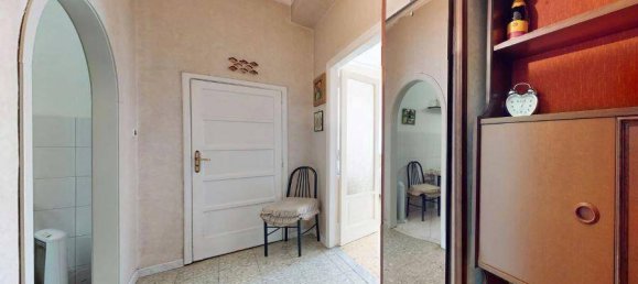 2 rooms Apartment in Naples, Italy No. 22875 27