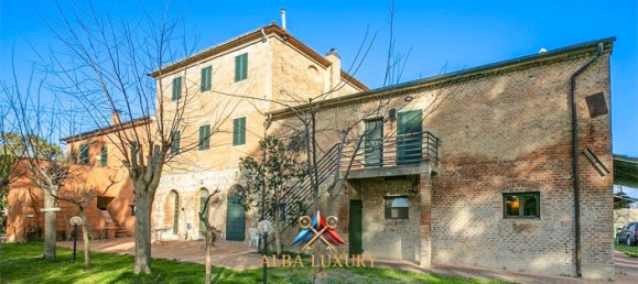 18 rooms House in Grosseto, Italy No. 103337 2