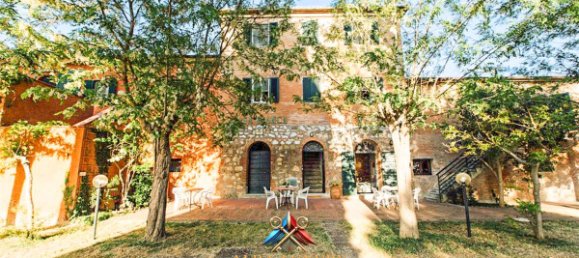 18 rooms House in Grosseto, Italy No. 103337 6