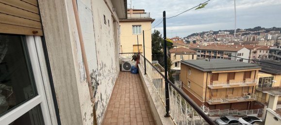 Apartamento de 5 divisões em Ancona, Italy N.º 228371 13