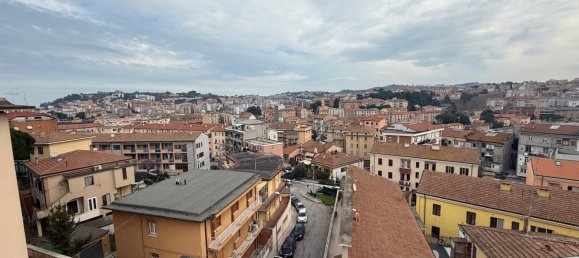 Apartamento de 5 divisões em Ancona, Italy N.º 228371 38