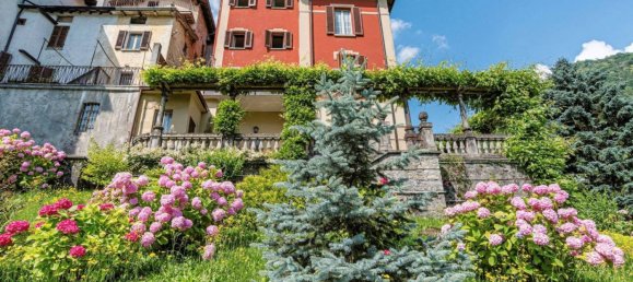 4 bedrooms Apartment in Schignano, Italy No. 158979 5