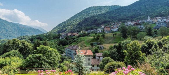 4 bedrooms Apartment in Schignano, Italy No. 158979 15