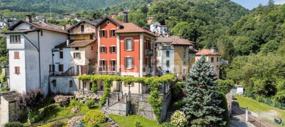 4 bedrooms Apartment in Schignano, Italy No. 158979 33