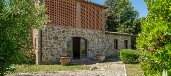 14 bedrooms Villa in Castelnuovo Berardenga, Italy No. 57169 25