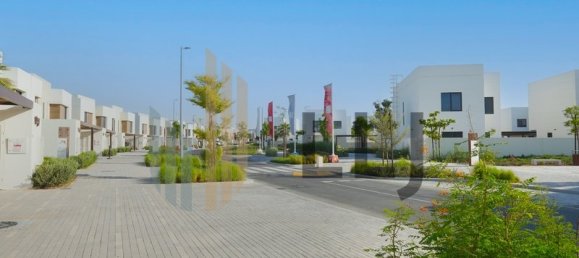 3 bedrooms Townhouse in Yas Island, UAE No. 45178 2