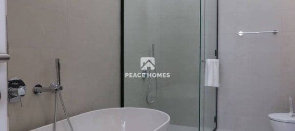 4 bedrooms Villa in Tilal City, UAE No. 16370 9